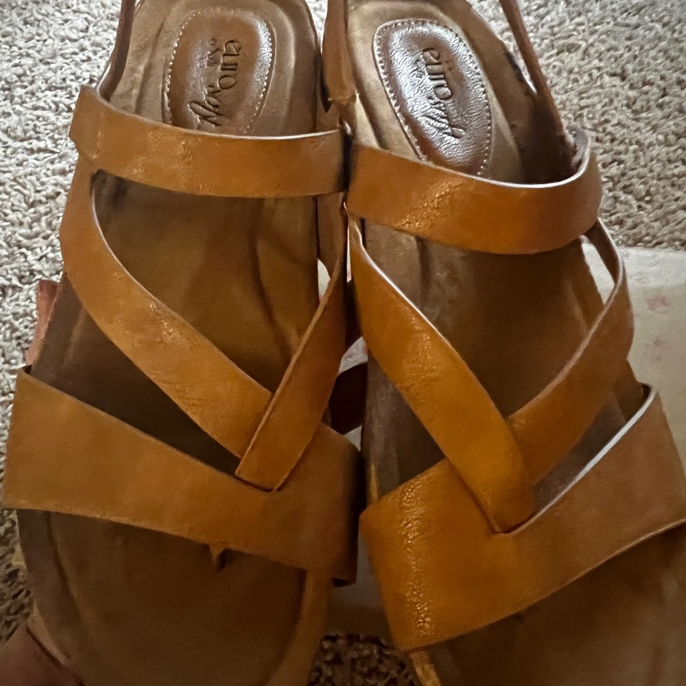 Chic Tan Leather Sandals by Euro Soft!